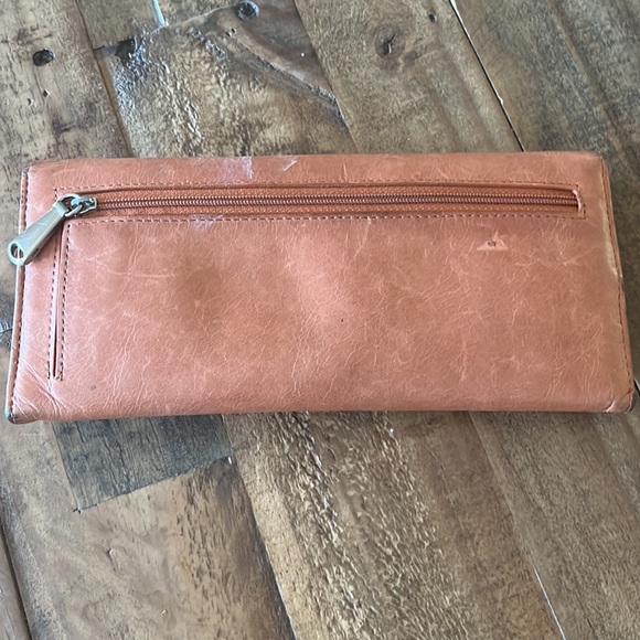 Tan/orange hobo Sadie tri fold wallet - Picture 2 of 6